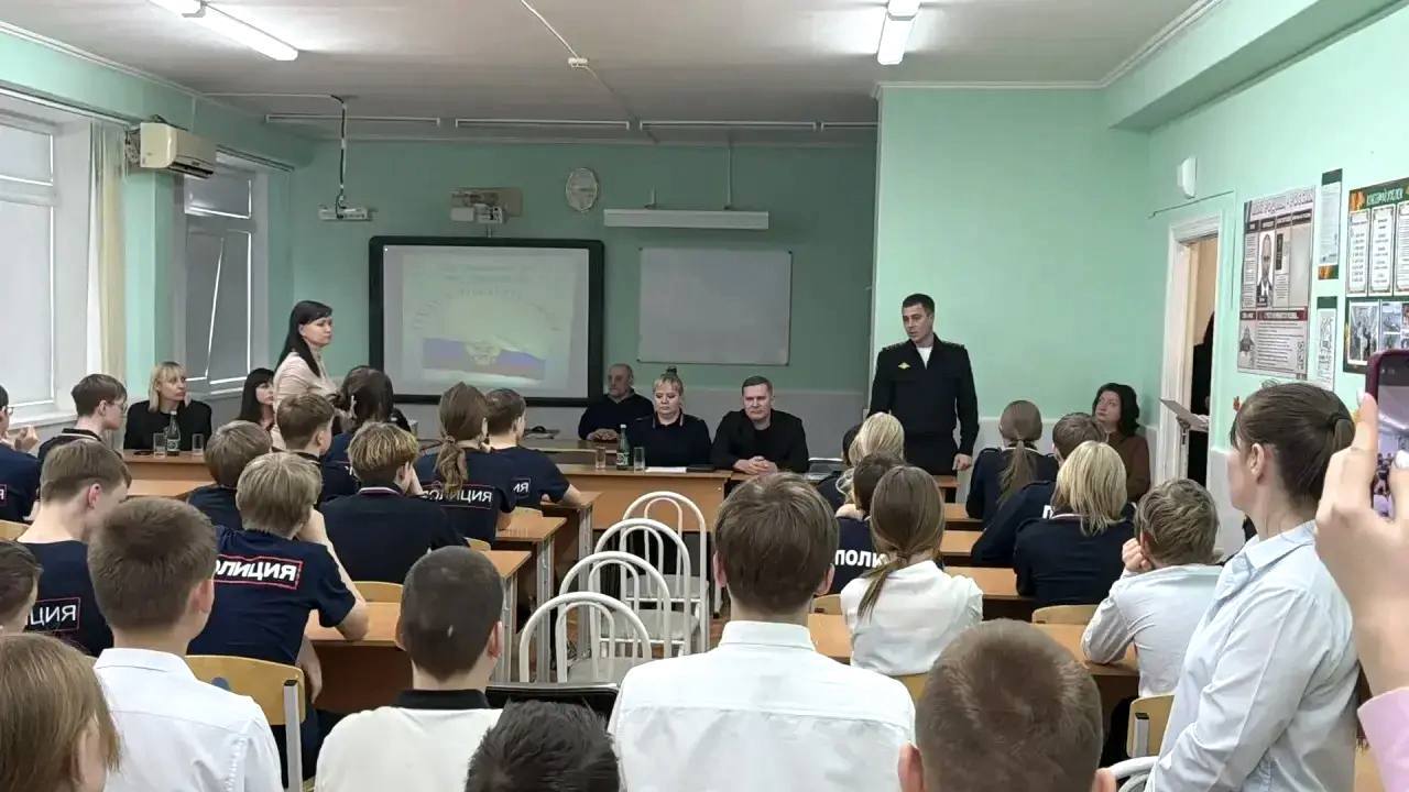 Отдел Госавтоинспекции МУ МВД России «Волгодонское» проводит «Неделю большой профилактики» Отдел Госавтоинспекции МУ МВД России «Волгодонское» проводит «Неделю большой профилактики»