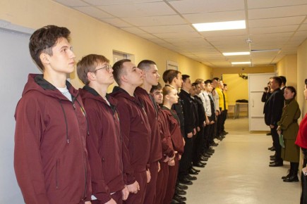 В Ростовском институте (филиале) ВГУЮ (РПА Минюста России) при поддержке Управления на транспорте МВД России по Северо-Кавказскому федеральному округу состоялась межвузовская олимпиада «Знай свое оружие — 2026»