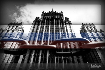 Недружественные страны закрыли 22 российских учреждения за время СВО