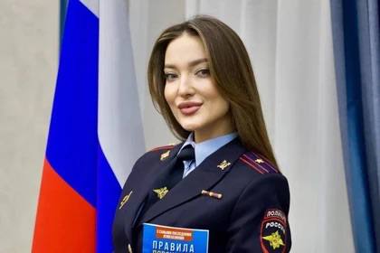 «Подбежала заплаканная первоклассница»: Как сотрудница ГАИ устроила поиски мамы потерявшейся в парке девочки