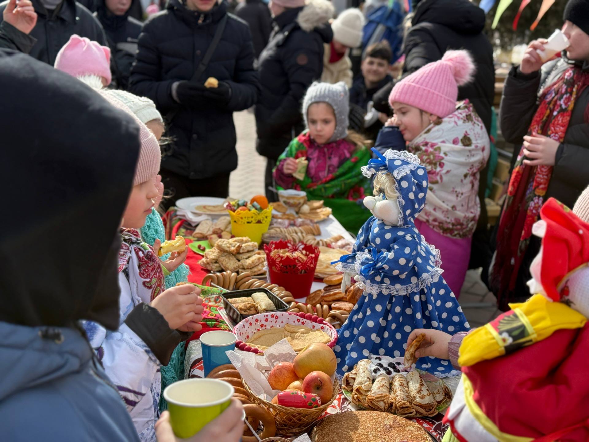Сегодня начали день в Николо-Матроновском храме Батайска – на службе в Прощёное воскресенье Сегодня начали день в Николо-Матроновском храме Батайска – на службе в Прощёное воскресенье