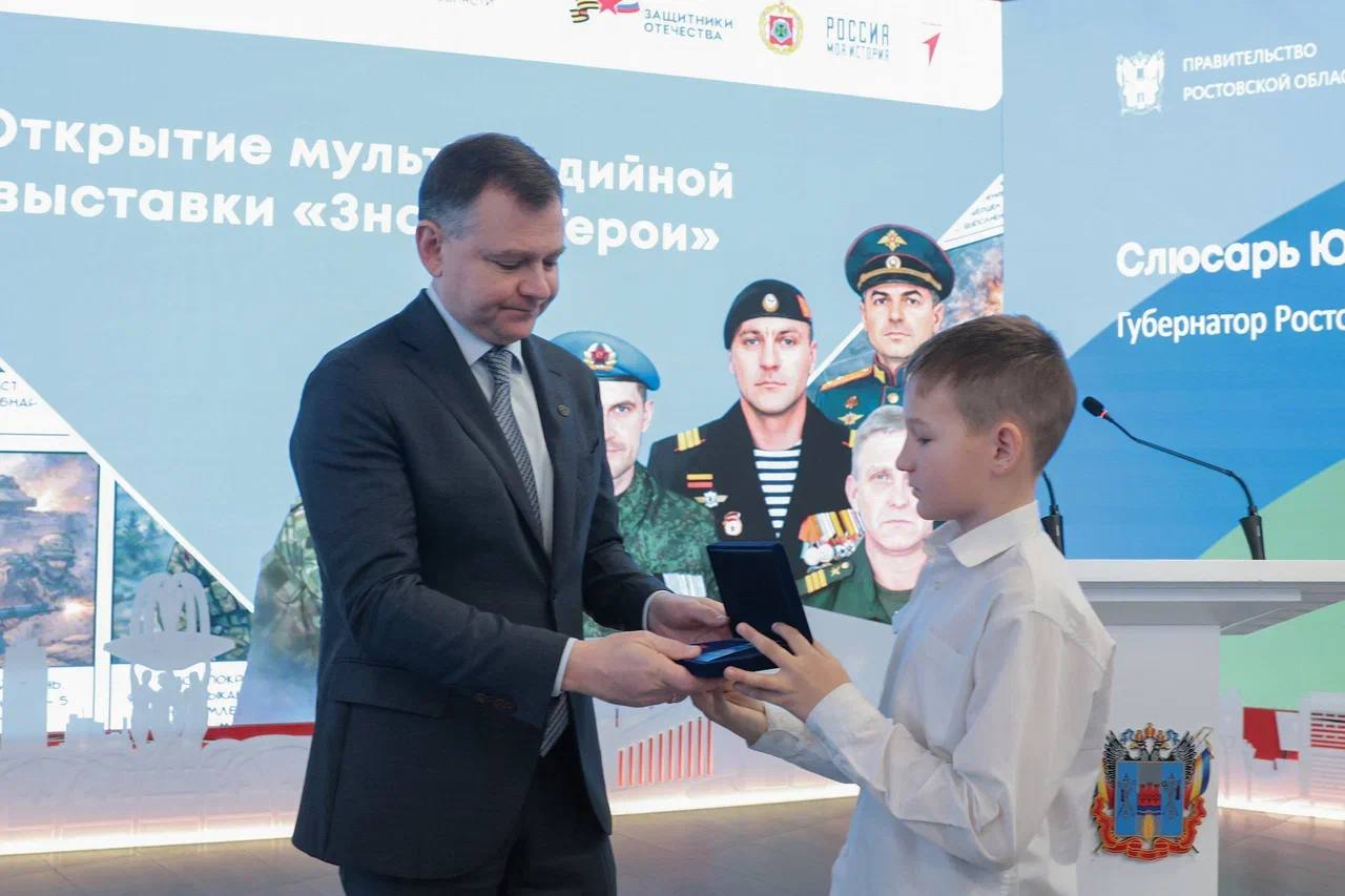 Юрий Слюсарь: Вручил на этой неделе награды за мужество лауреатам Всероссийской общественно-государственной инициативы «Горячее сердце» Юрий Слюсарь: Вручил на этой неделе награды за мужество лауреатам Всероссийской общественно-государственной инициативы «Горячее сердце»