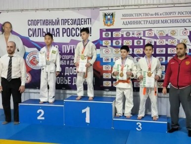 Батайчанин — призёр первенства области по дзюдо