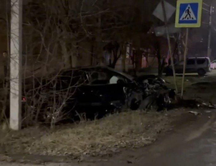 Восемь человек, в том числе четверо детей, получили травмы в результате ДТП на ул. Фрунзе в Батайске, сообщили в Госавтоинспекции по Ростовской области Восемь человек, в том числе четверо детей, получили травмы в результате ДТП на ул. Фрунзе в Батайске, сообщили в Госавтоинспекции по Ростовской области