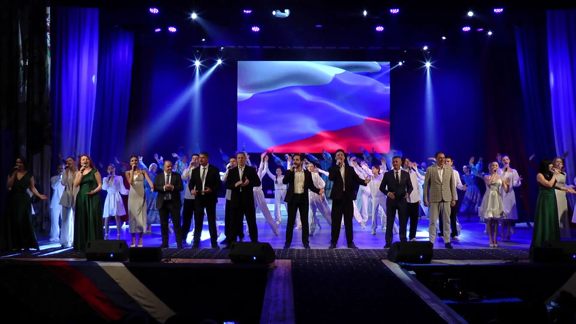 Во Дворце культуры имени Курчатова состоялся финал городского конкурса «Защитник года – 2026», приуроченного ко Дню защитника Отечества Во Дворце культуры имени Курчатова состоялся финал городского конкурса «Защитник года – 2026», приуроченного ко Дню защитника Отечества