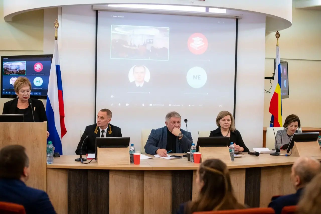 В Ростове-на-Дону обсудили современные меры противодействия терроризму и экстремизму В Ростове-на-Дону обсудили современные меры противодействия терроризму и экстремизму