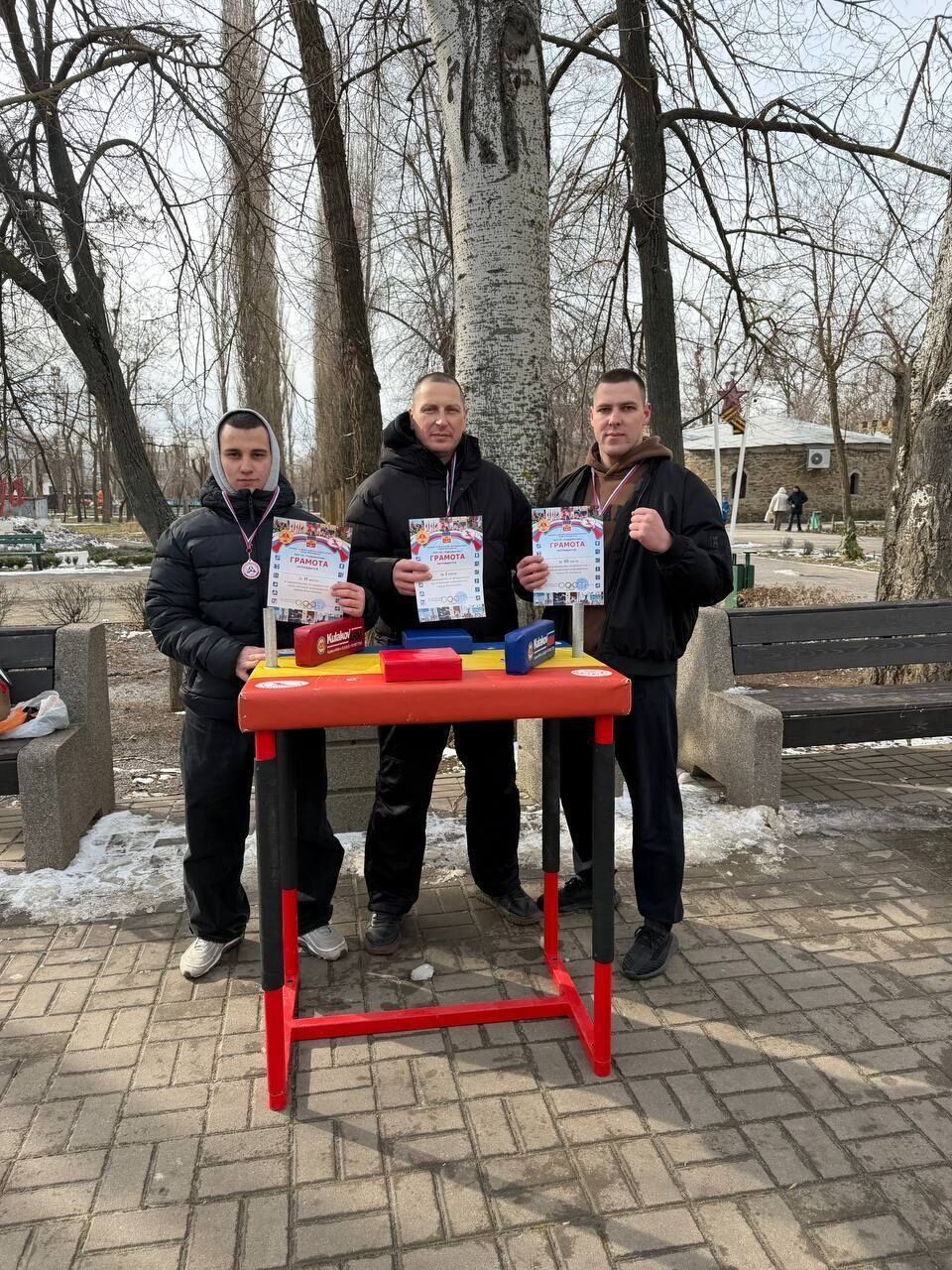 Во время народных гуляний в Волгодонске состоялась Спартакиада среди команд микрорайонов города Во время народных гуляний в Волгодонске состоялась Спартакиада среди команд микрорайонов города