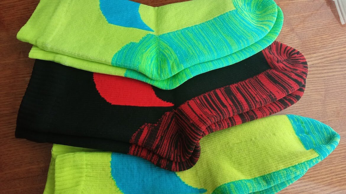 Секреты носочных примет: как они влияют на деньги, удачу и любовь