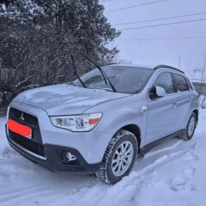 1 000 �.�.�Mitsubishi ASX, 2011 �.�