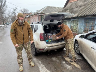 Депутат Законодательного Собрания Ростовской области Мурат Харцызов передал помощь военнослужащим ИБ «Пятнашка»