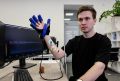 1 Ростовский студент создал перчатку с нейроинтерфейсом для восстановления после инсульта