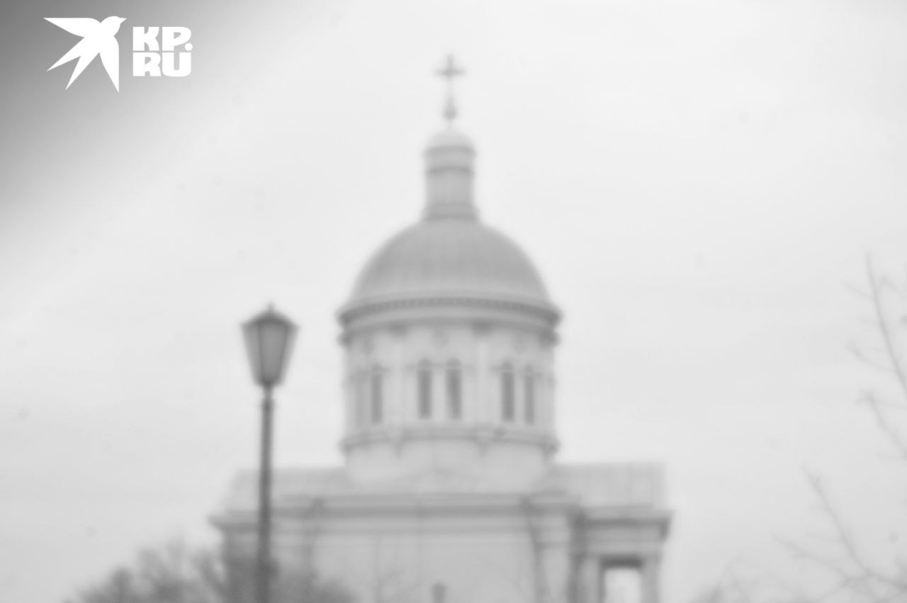 Прогулялись по окрестностям армянской церкви Сурб-Хач – самого древнего и красивого здания в Ростове-на-Дону Прогулялись по окрестностям армянской церкви Сурб-Хач – самого древнего и красивого здания в Ростове-на-Дону