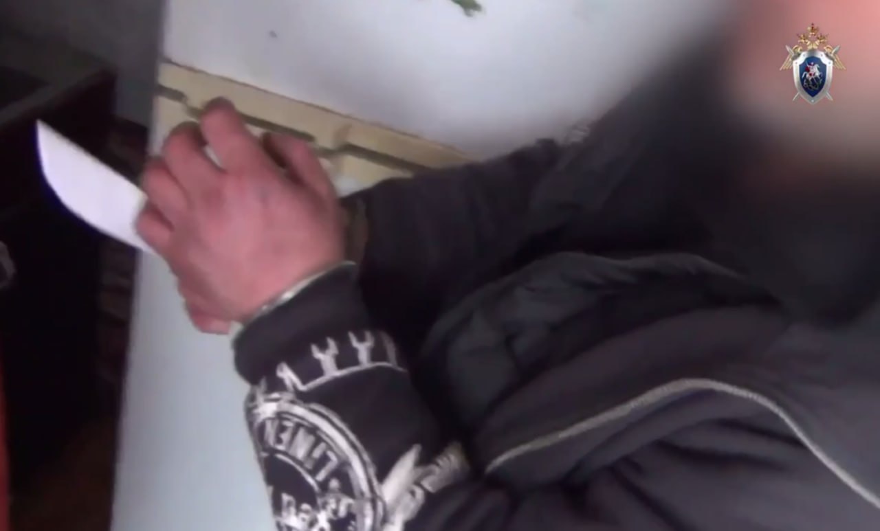 В Батайске будут судить мужчину пытавшегося убить сожительницу туристическим ножом в новогоднюю ночь