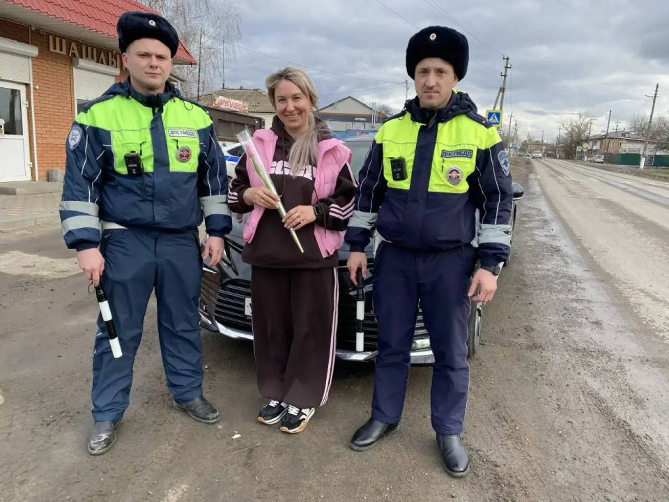 «Цветы для автоледи» в Неклиновском районе