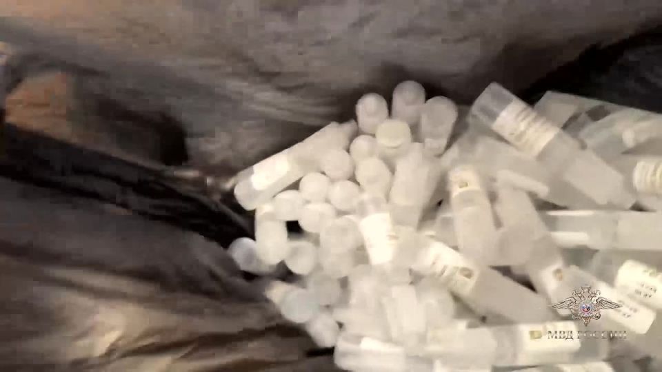 В Ростове-на-Дону сотрудники полиции изъяли из незаконного оборота около 35 кг сильнодействующих веществ