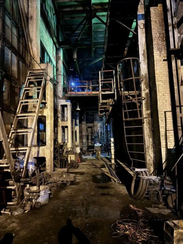 В Донецке возбуждено уголовное дело по факту возгорания на заводе, в результате которого пострадали пять человек