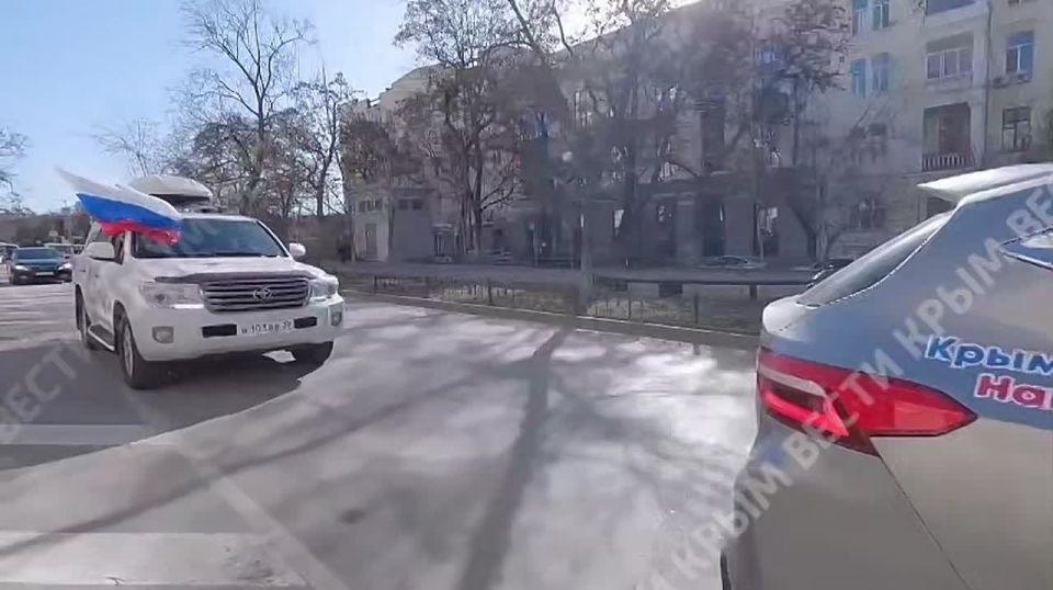 Участники автопробега «Крым-Россия! Навсегда!» прибыли в Ростов-на-Дону