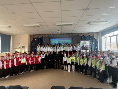 В ростовской гимназии №95 прошёл Единый день правового информирования