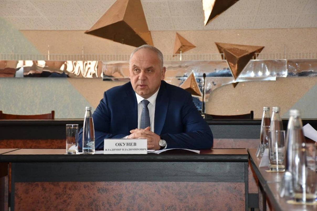 Новая уголовная статья для беглого экс-замгубернатора Владимира Окунева — взятка 4,3 миллиона рублей