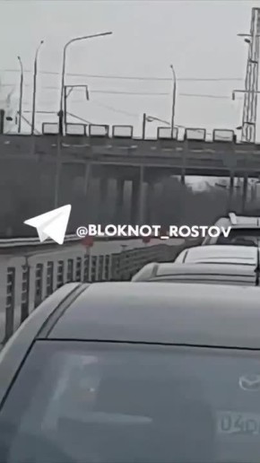 Из Батайска сейчас практически невозможно выехать — на дорогах образовались серьёзные пробки