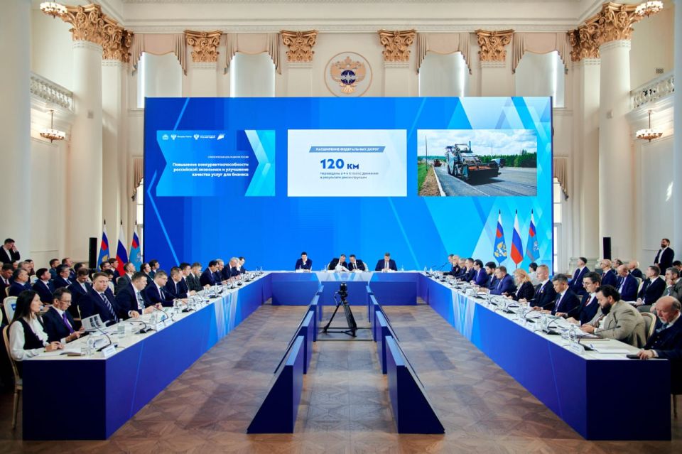 Более 5,6 тыс. км федеральных трасс планируется отремонтировать, реконструировать и построить силами Росавтодора в 2026 году