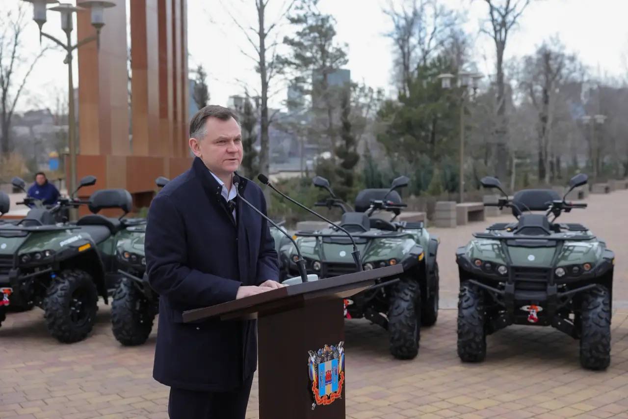 Юрий Слюсарь: Сегодня передали бойцам бригады управления добровольческого корпуса «Великий князь Владимир» необходимую спецтехнику Юрий Слюсарь: Сегодня передали бойцам бригады управления добровольческого корпуса «Великий князь Владимир» необходимую спецтехнику