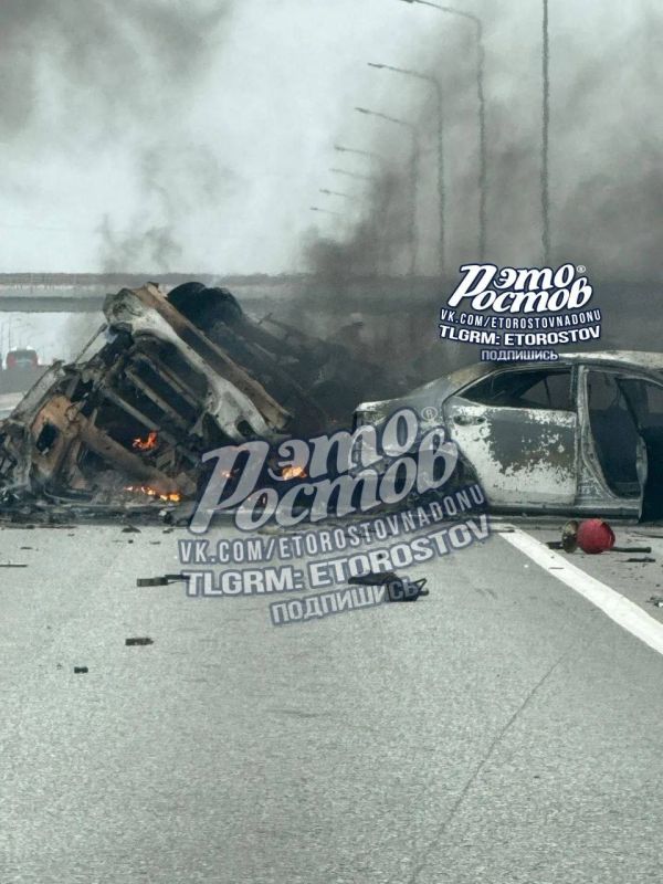 Причиной жуткого ДТП в Ростовской области стало лопнувшее колесо бензовоза