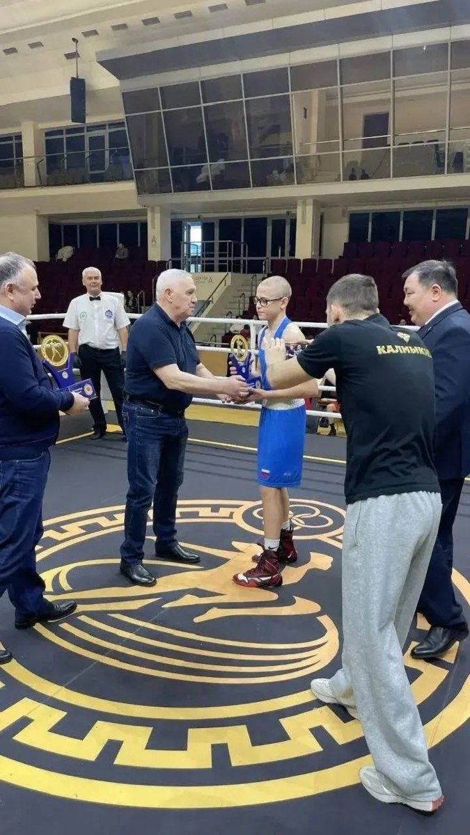 Батайчанин Анатолий Шафардеев стал победителем Первенства ЮФО по боксу Батайчанин Анатолий Шафардеев стал победителем Первенства ЮФО по боксу