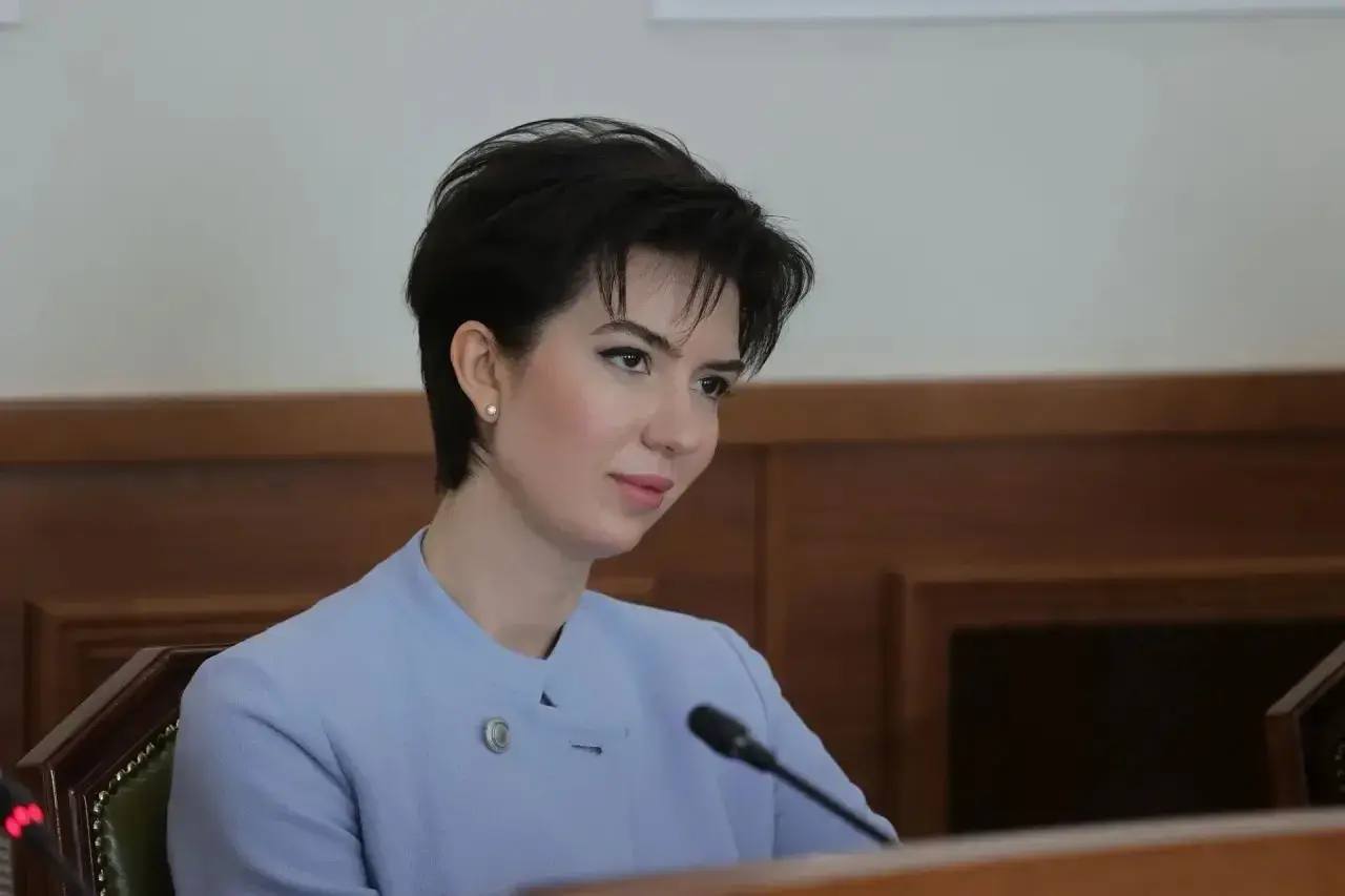 Юрий Слюсарь: Сегодня на оперативном совещании утвердил кадровые изменения в составе правительства Юрий Слюсарь: Сегодня на оперативном совещании утвердил кадровые изменения в составе правительства