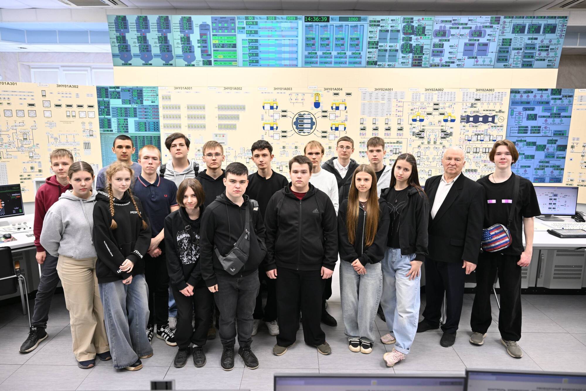 В рамках профориентационного проекта «АтомСамр» Ростовскую атомную станцию посетили школьники из Миллерово и Кропоткина В рамках профориентационного проекта «АтомСамр» Ростовскую атомную станцию посетили школьники из Миллерово и Кропоткина