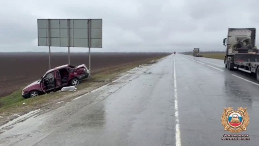 Мать с ребенком пострадали в аварии в Ростовской области