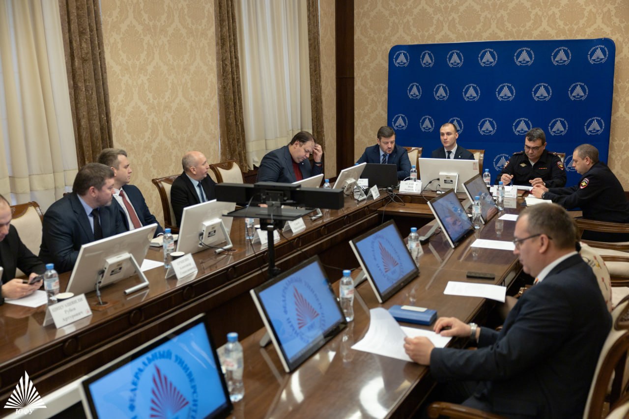 Полицейские и вузы Дона обсудили привлечение иностранных студентов Полицейские и вузы Дона обсудили привлечение иностранных студентов