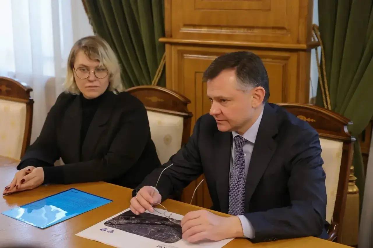 Юрий Слюсарь: Провел рабочую встречу руководителем Росморречфлота Андреем Тарасенко Юрий Слюсарь: Провел рабочую встречу руководителем Росморречфлота Андреем Тарасенко