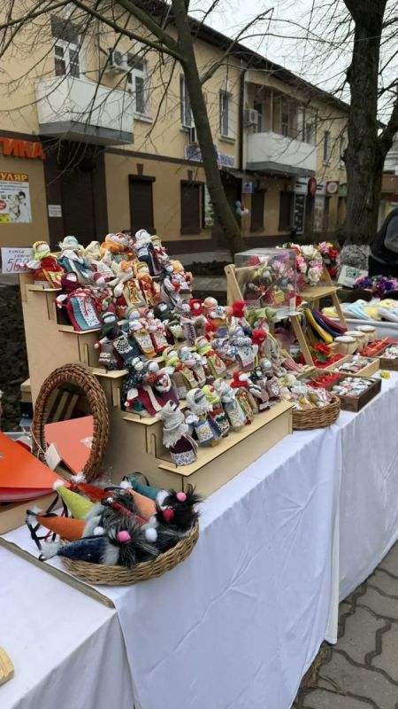 На аллее Кирова уже идёт универсальная ярмарка