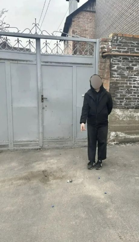 Задержан с поличным: ростовские полицейские задержали мужчину при попытке сбыта мефедрона