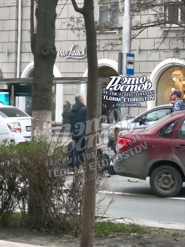 На Садовой/Чехова сбили девушку-мотоциклистку