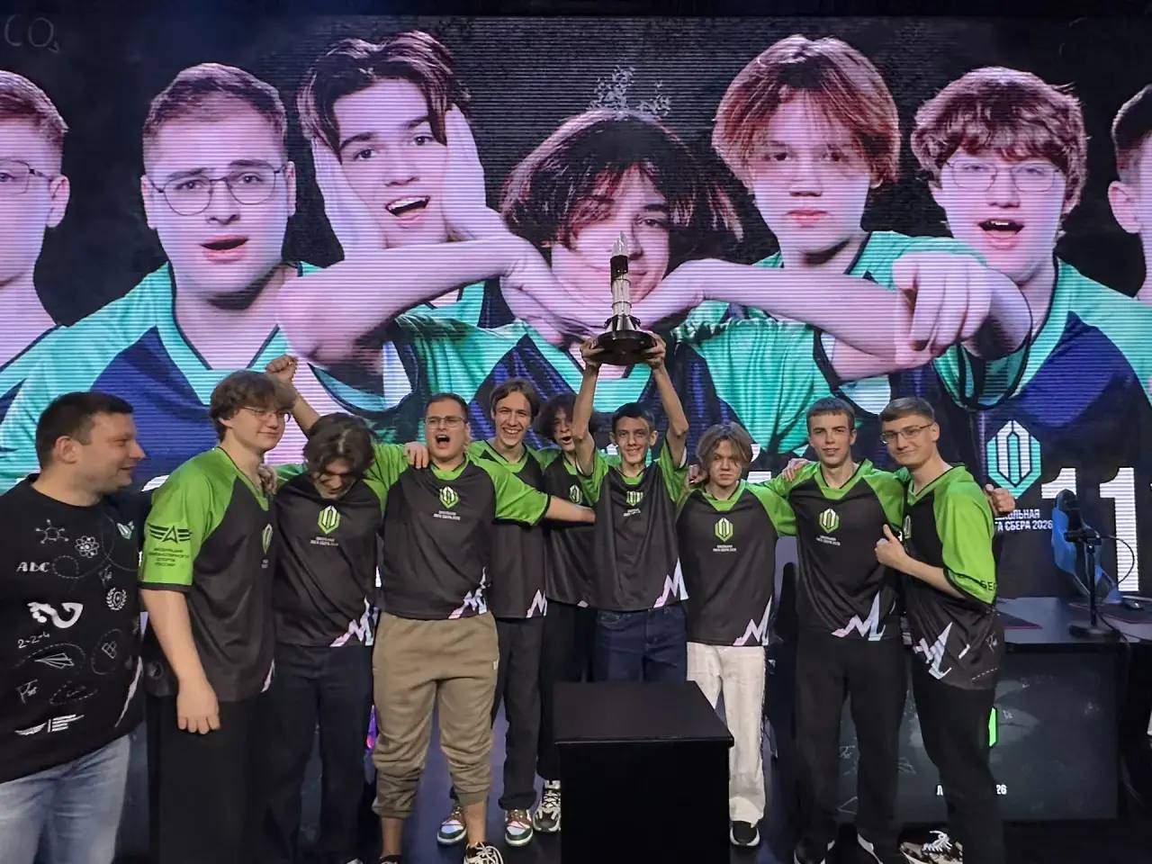 Александр Скрябин: Киберспортивная команда лицея №11 имени З.В. Ермольевой трёхкратные чемпионы России!