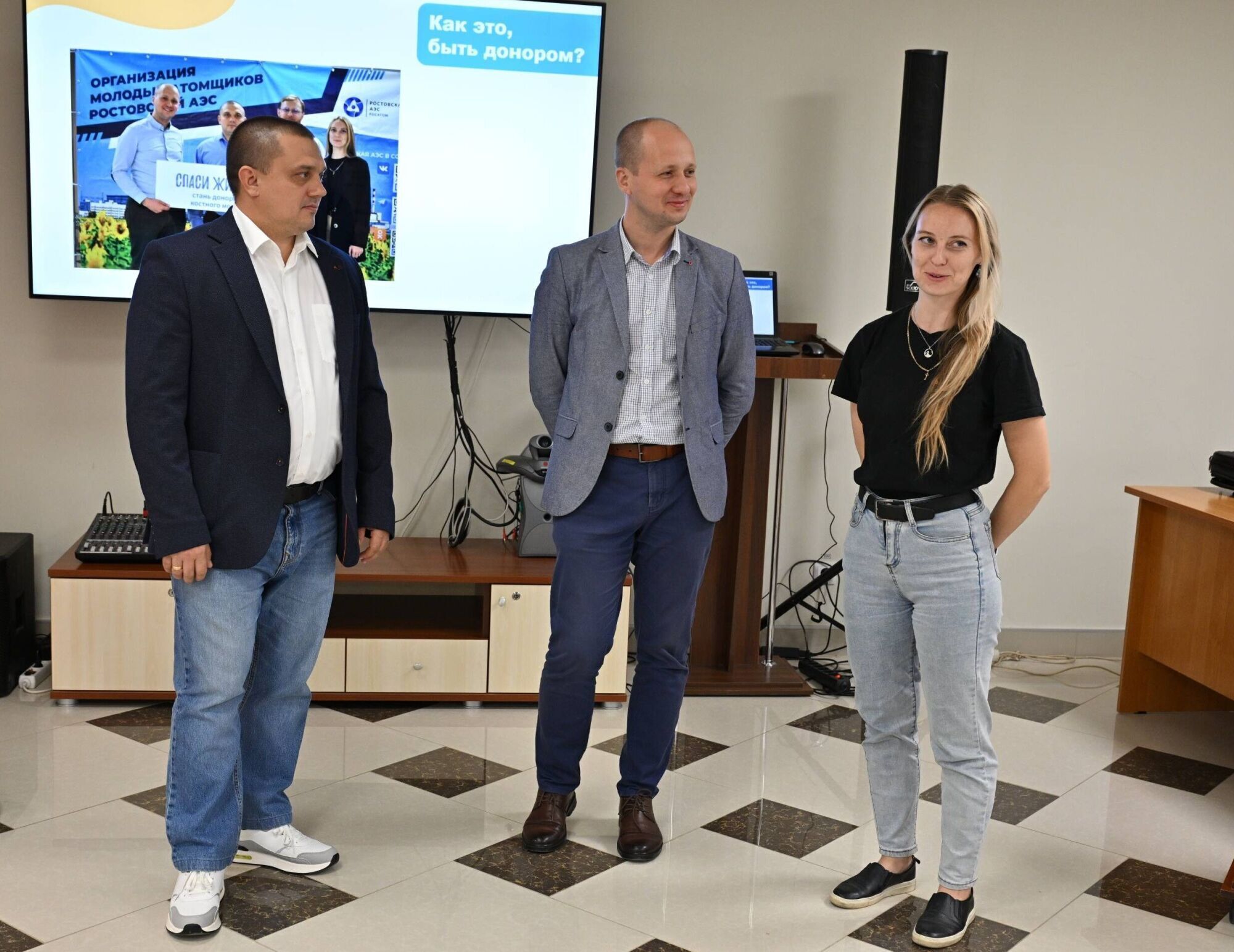 Машинист турбинного цеха Ростовской АЭС Денис Молчанов прошел донацию гемопоэтических стволовых клеток в столичной клинике Машинист турбинного цеха Ростовской АЭС Денис Молчанов прошел донацию гемопоэтических стволовых клеток в столичной клинике