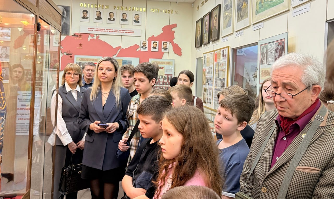 Совет ветеранов ОВД посетил экскурсию в музее донского Главка МВД