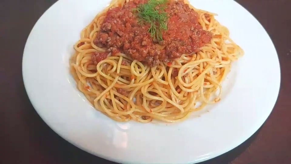 Как приготовить ароматное спагетти с фаршем за 20 минут