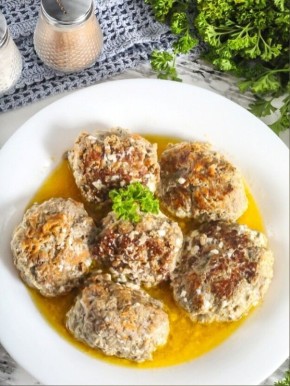 Тефтели в майонезном соусе: простой и вкусный семейный рецепт