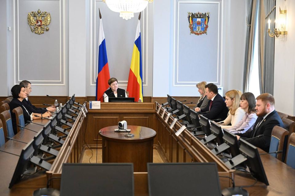 В Законодательном Собрании прошло экспертное обсуждение актуальных вопросов цифровизации социальных услуг