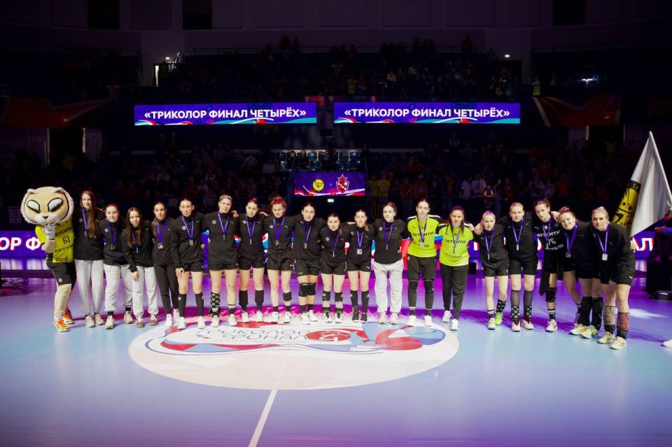 Ростовские гандболистки уступили первое место в финале Кубка России со счетом 25:30