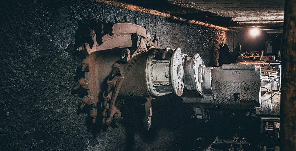 Кабмин расширяет налоговые льготы для угольной отрасли до конца апреля