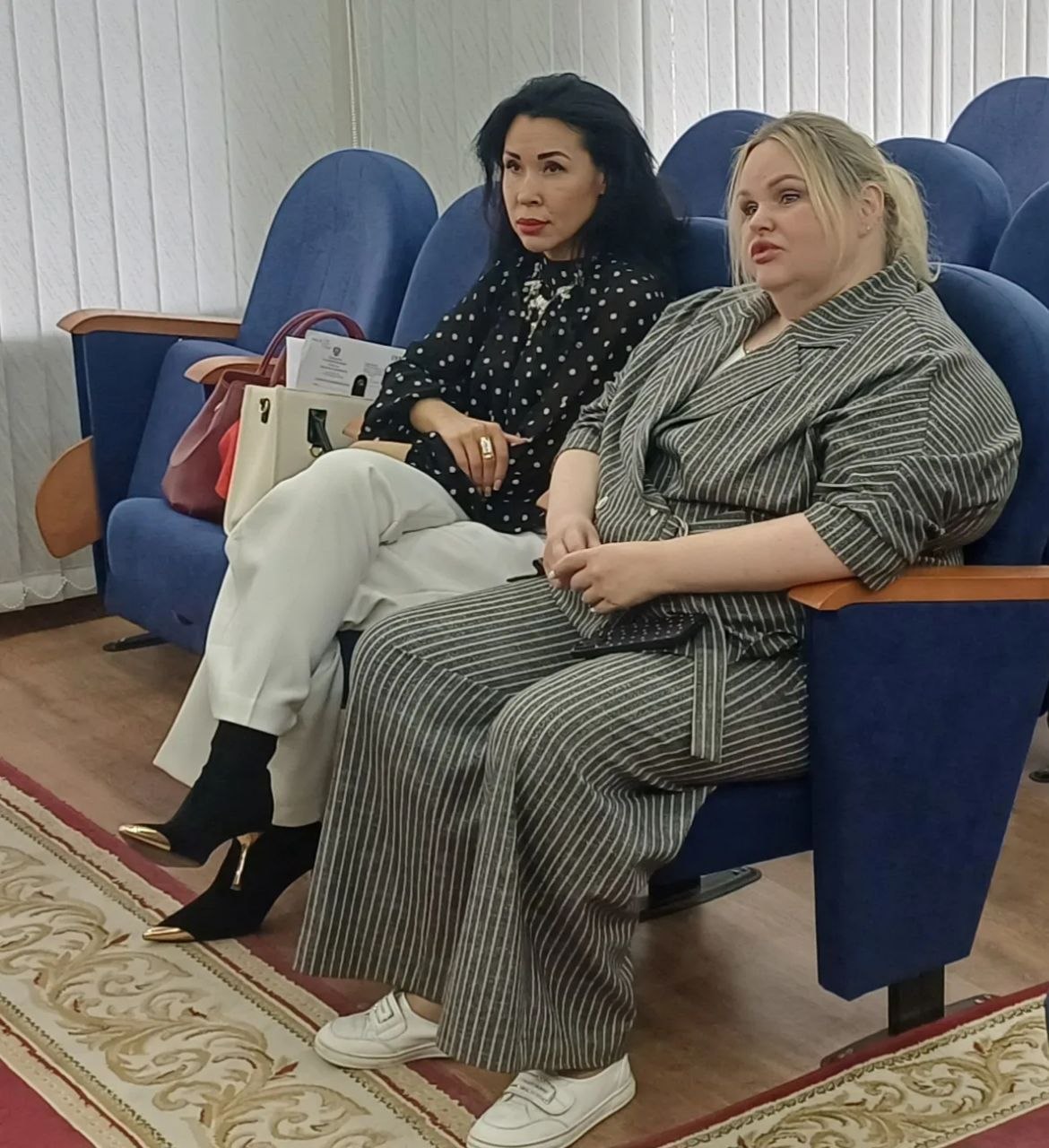 В Южной транспортной прокуратуре состоялось заседание Общественного совета по защите малого и среднего бизнеса В Южной транспортной прокуратуре состоялось заседание Общественного совета по защите малого и среднего бизнеса