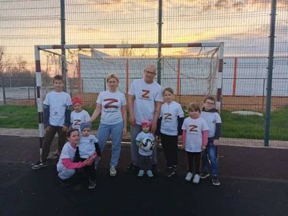 Любовь и Андрей воспитывают восьмерых детей, и все они — юнармейцы Любовь и Андрей воспитывают восьмерых детей, и все они — юнармейцы