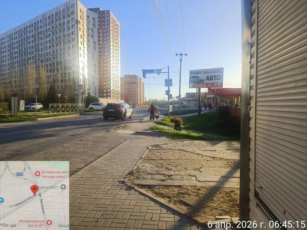 В Батайске продолжается ежедневная уборка улиц В Батайске продолжается ежедневная уборка улиц