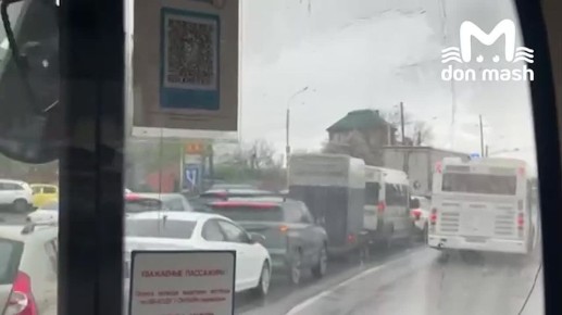 У ростовчан уже сдают нервы из-за пробки на Вавилова