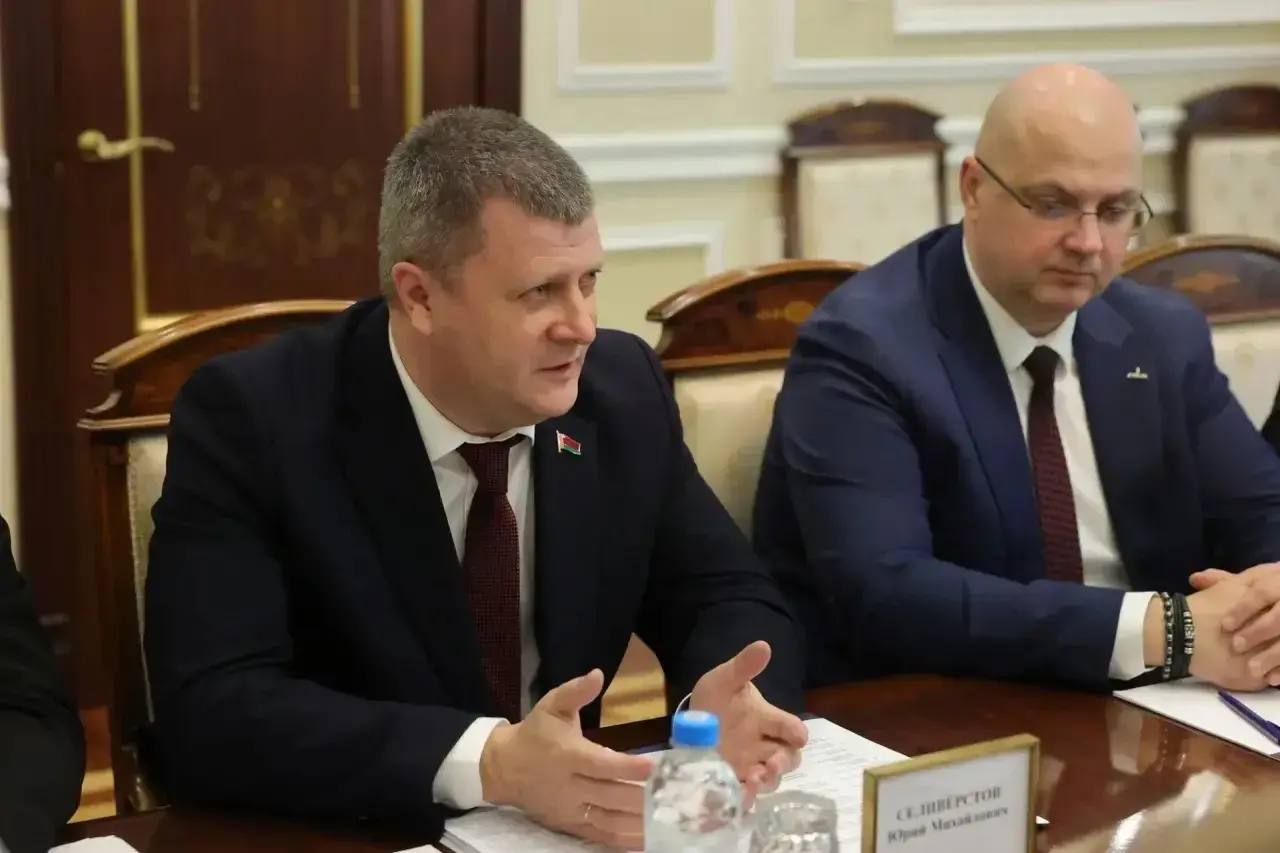 Юрий Слюсарь: Провел встречу с Послом Беларуси в РФ Юрием Селивёрстовым — обсудили укрепление партнёрства с нашим стратегическим союзником Юрий Слюсарь: Провел встречу с Послом Беларуси в РФ Юрием Селивёрстовым — обсудили укрепление партнёрства с нашим стратегическим союзником