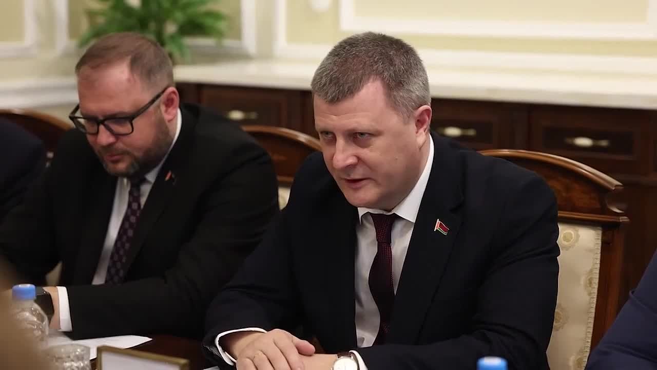 Юрий Слюсарь: Провел встречу с Послом Беларуси в РФ Юрием Селивёрстовым — обсудили укрепление партнёрства с нашим стратегическим союзником